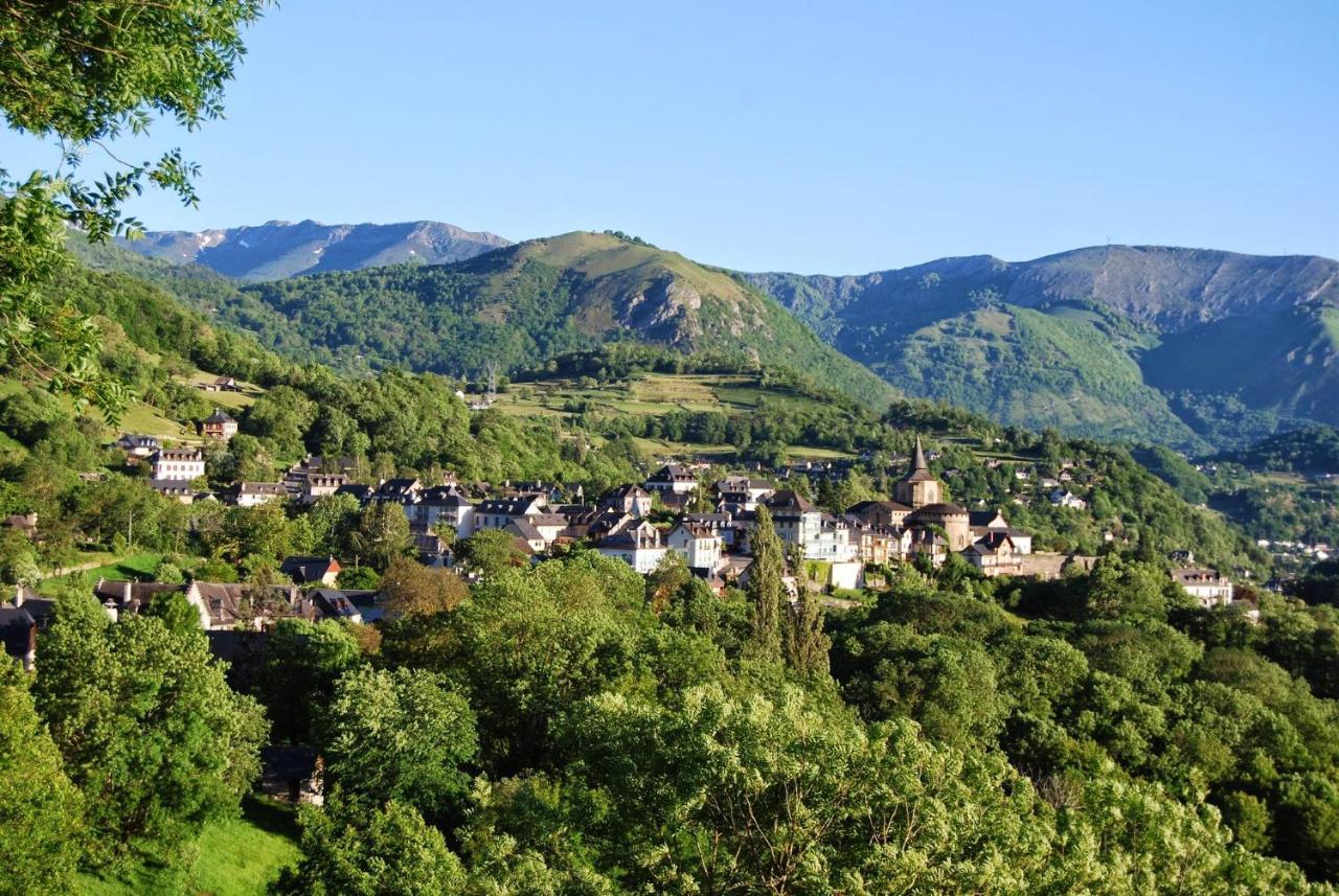 Les Rochers Saint-Savin  Exterior foto