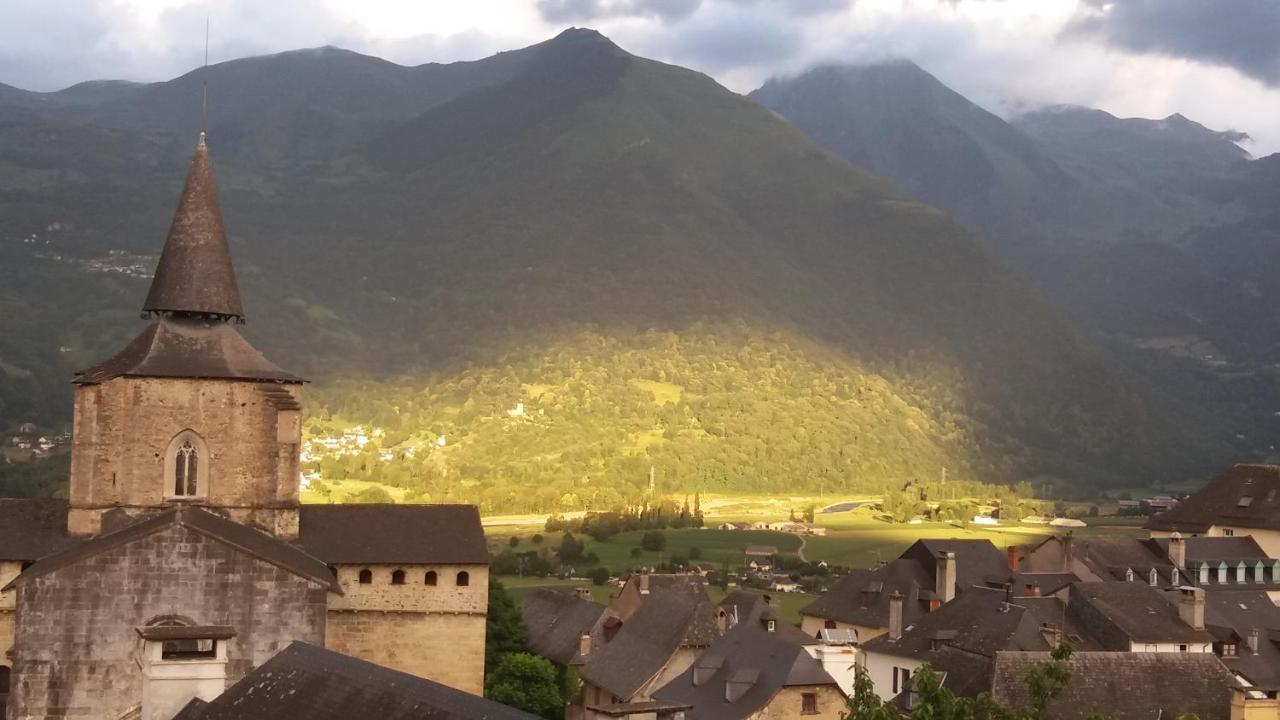 Les Rochers Saint-Savin  Exterior foto