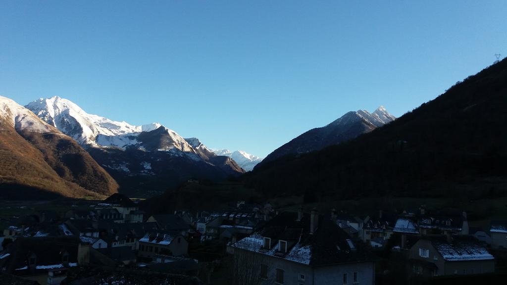 Les Rochers Saint-Savin  Exterior foto